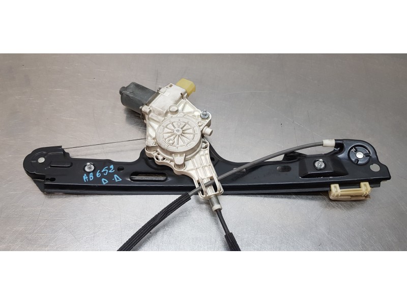 Recambio de elevalunas delantero derecho para bmw serie 1 berlina (e81/e87) 118i referencia OEM IAM 6927028   Recambio de elevalunas delantero derecho para bmw serie 1 berlina (e81/e87) 118i referencia OEM IAM 6927028