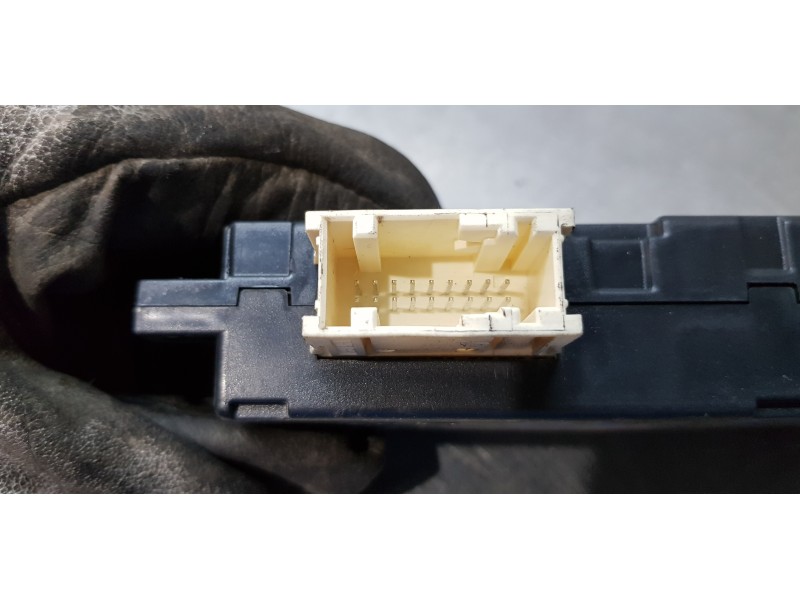 Recambio de modulo electronico para peugeot 3008 sport pack referencia OEM IAM 9666827880  