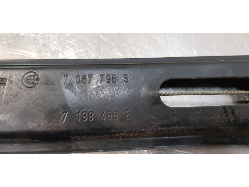 Recambio de elevalunas delantero derecho para bmw serie 1 berlina (e81/e87) 118i referencia OEM IAM 6927028   Recambio de elevalunas delantero derecho para bmw serie 1 berlina (e81/e87) 118i referencia OEM IAM 6927028