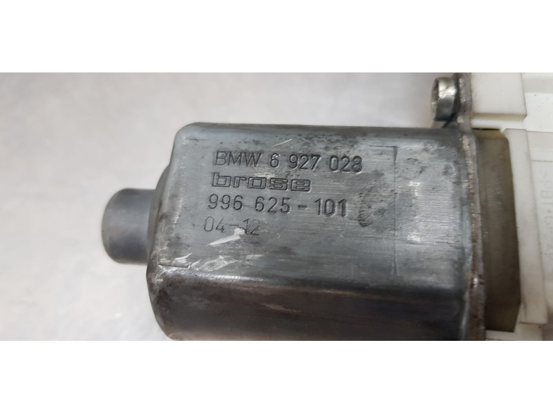 Recambio de elevalunas delantero derecho para bmw serie 1 berlina (e81/e87) 118i referencia OEM IAM 6927028   Recambio de elevalunas delantero derecho para bmw serie 1 berlina (e81/e87) 118i referencia OEM IAM 6927028