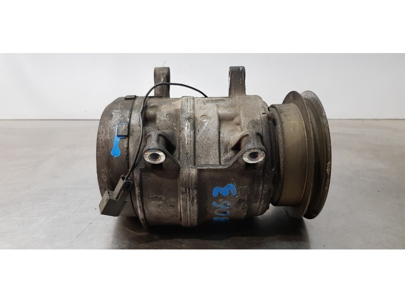 Recambio de compresor aire acondicionado para nissan serena (c23m) 2.3 slx diesel referencia OEM IAM 5062116060   Recambio de compresor aire acondicionado para nissan serena (c23m) 2.3 slx diesel referencia OEM IAM 5062116060