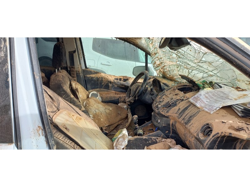 ford transit courier del año 2018