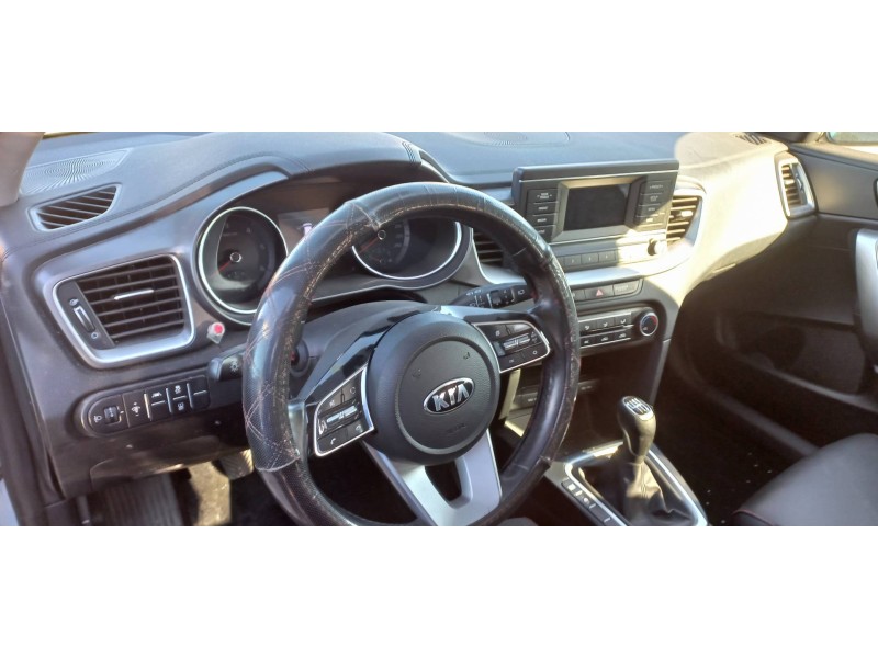 kia ceed sportswagon del año 2021