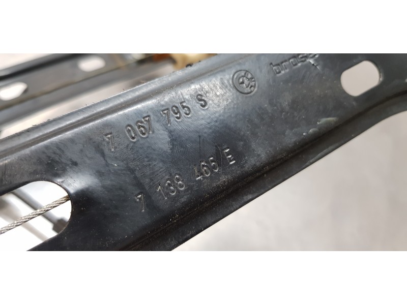 Recambio de elevalunas delantero izquierdo para bmw serie 1 berlina (e81/e87) 118i referencia OEM IAM 6927027   Recambio de elevalunas delantero izquierdo para bmw serie 1 berlina (e81/e87) 118i referencia OEM IAM 6927027