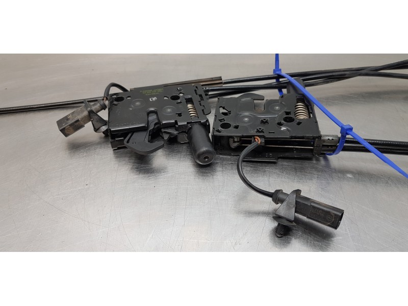 Recambio de cerradura capot para skoda kodiaq style 4x4 referencia OEM IAM 565823509  