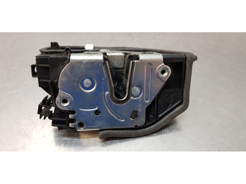 Recambio de cerradura puerta trasera derecha para bmw x1 (e84) sdrive 20d referencia OEM IAM 7202148   Recambio de cerradura puerta trasera derecha para bmw x1 (e84) sdrive 20d referencia OEM IAM 7202148