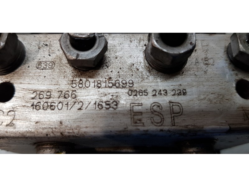 Recambio de abs para iveco daily caja cerrada furgón 3.5 t referencia OEM IAM 5801815699  