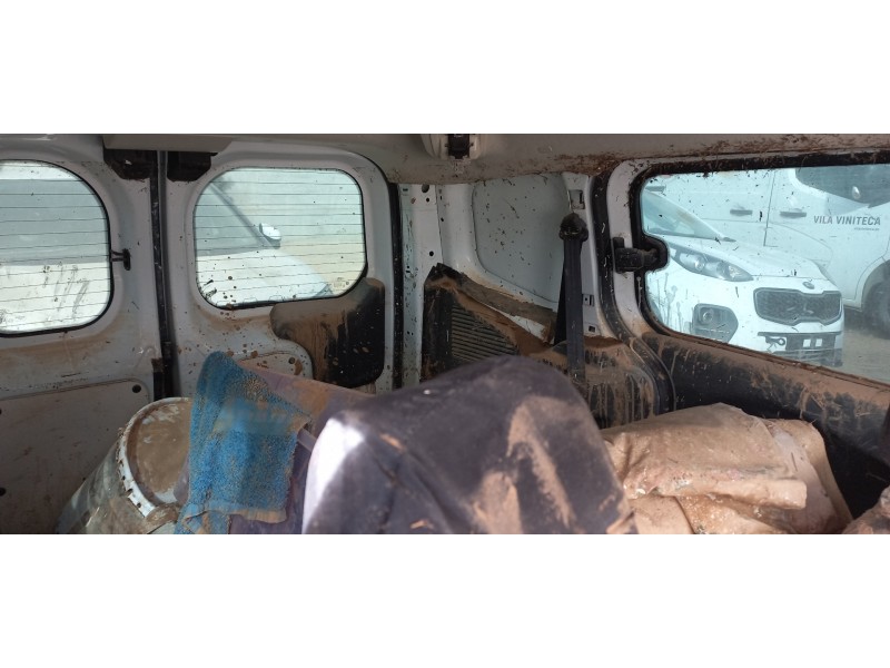 ford transit courier del año 2018