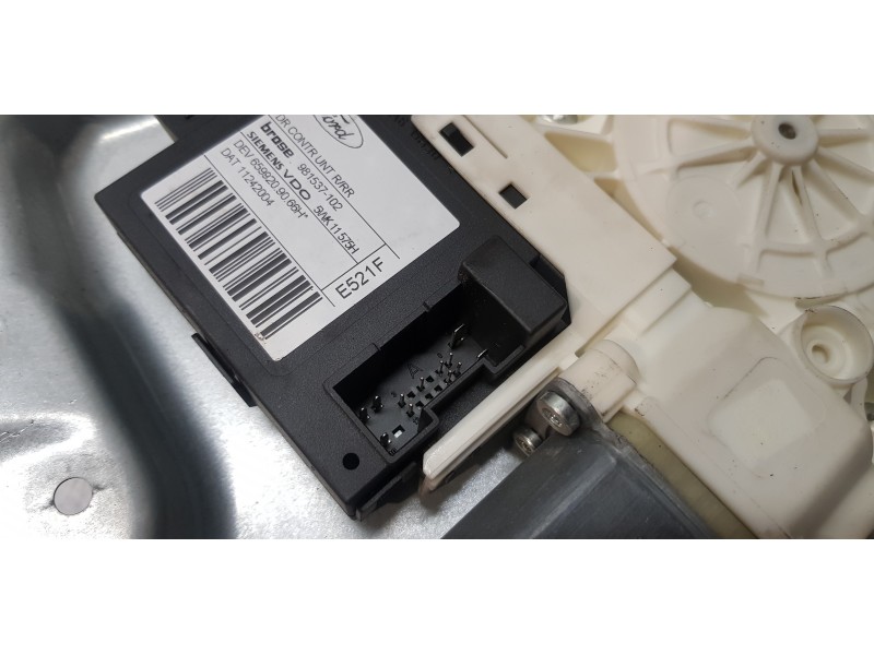 Recambio de elevalunas trasero derecho para ford focus berlina (cap) ghia referencia OEM IAM 3M51R27000DA   Recambio de elevalunas trasero derecho para ford focus berlina (cap) ghia referencia OEM IAM 3M51R27000DA