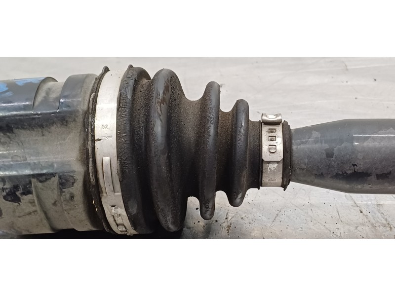 Recambio de transmision delantera derecha para toyota verso life referencia OEM IAM 434100F031  