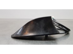 Recambio de antena para toyota yaris hybrid active referencia OEM IAM 863000D220  