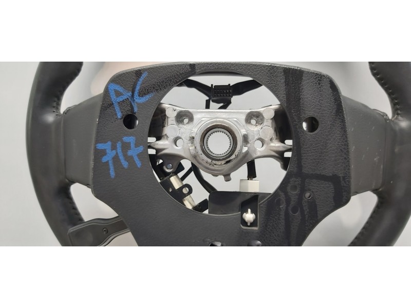 Recambio de volante para toyota verso life referencia OEM IAM 4510005A00C2 4510005A00  Recambio de volante para toyota verso life referencia OEM IAM 4510005A00C2 4510005A00