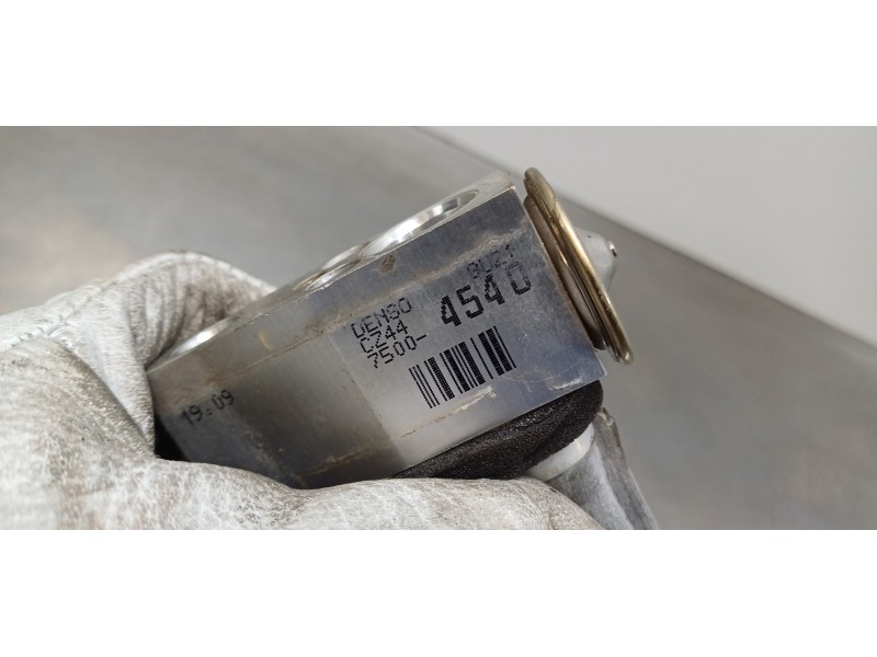 Recambio de evaporador aire acondicionado para toyota yaris hybrid active referencia OEM IAM 885010D310 75004540 