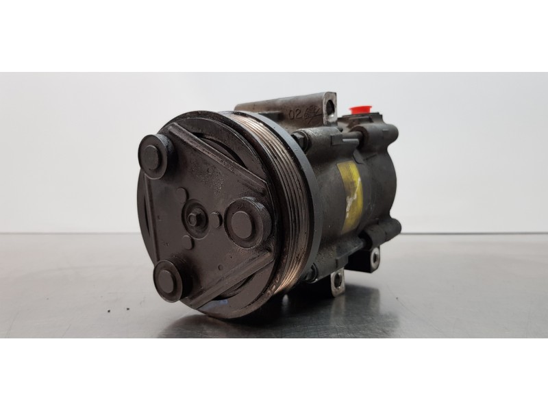 Recambio de compresor aire acondicionado para ford mondeo berlina (ge) ambiente referencia OEM IAM 1440714 R21BYU19D629AA 