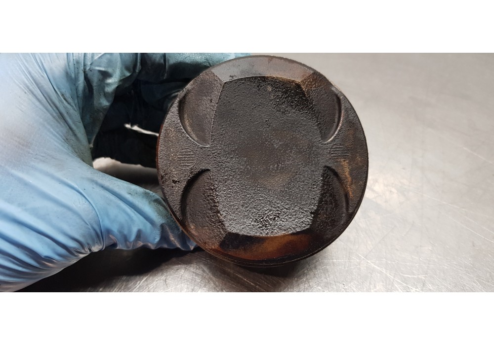 Recambio de piston para toyota corolla touring sports (e21) hybrid advance referencia OEM IAM 1310124050  