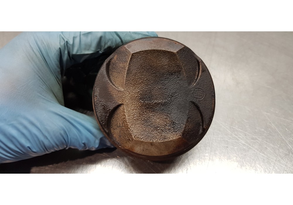 Recambio de piston para toyota corolla touring sports (e21) hybrid advance referencia OEM IAM 1310124050  