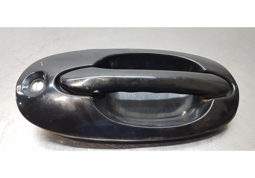 Recambio de maneta exterior delantera derecha para kia carnival ii 2.9 cdri executive referencia OEM IAM K53A58410  