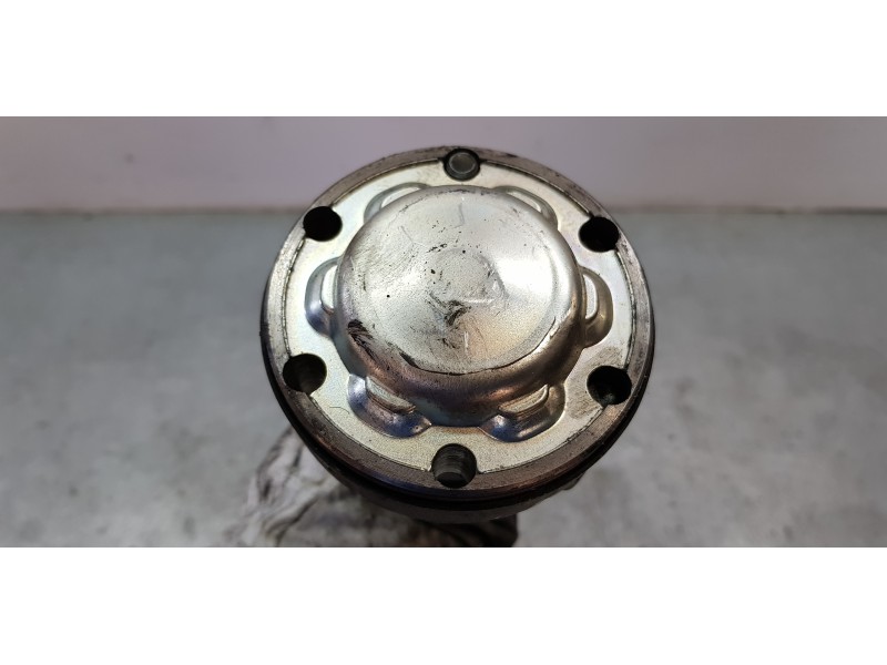 Recambio de transmision central delantera para volkswagen touareg (7la) tdi r5 referencia OEM IAM 7L6521101   Recambio de transmision central delantera para volkswagen touareg (7la) tdi r5 referencia OEM IAM 7L6521101