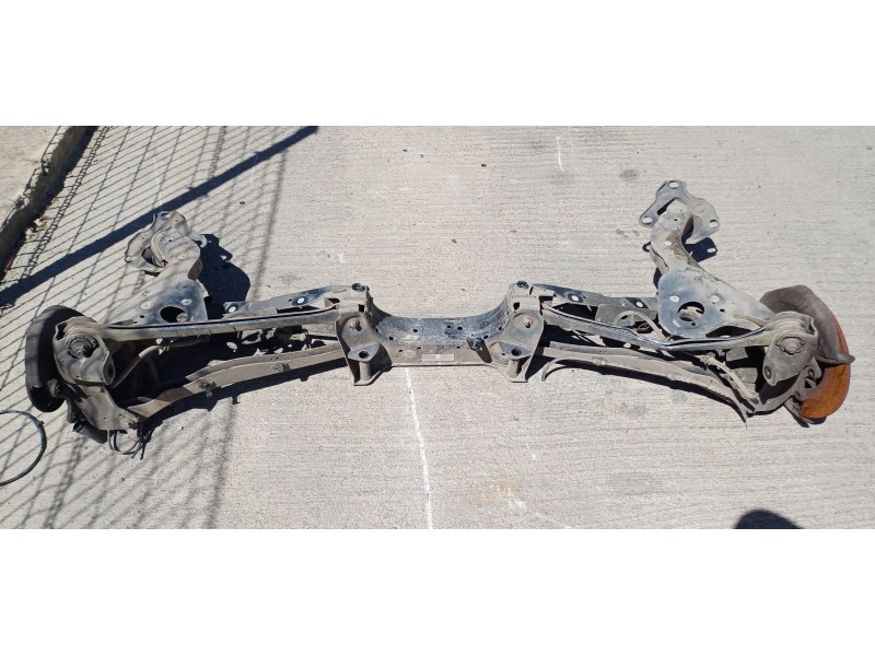 Recambio de puente trasero para bmw serie x1 (f48) sdrive18d referencia OEM IAM 33306851560  