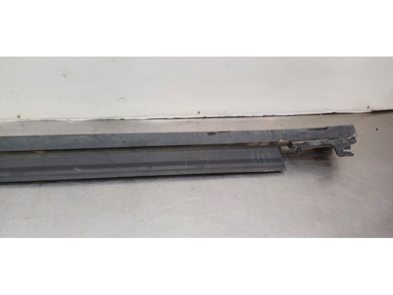 Recambio de faldon lateral para bmw serie x3 (g01) xdrive20d referencia OEM IAM 51777400675  