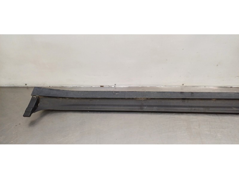 Recambio de faldon lateral para bmw serie x3 (g01) xdrive20d referencia OEM IAM 51777400675  