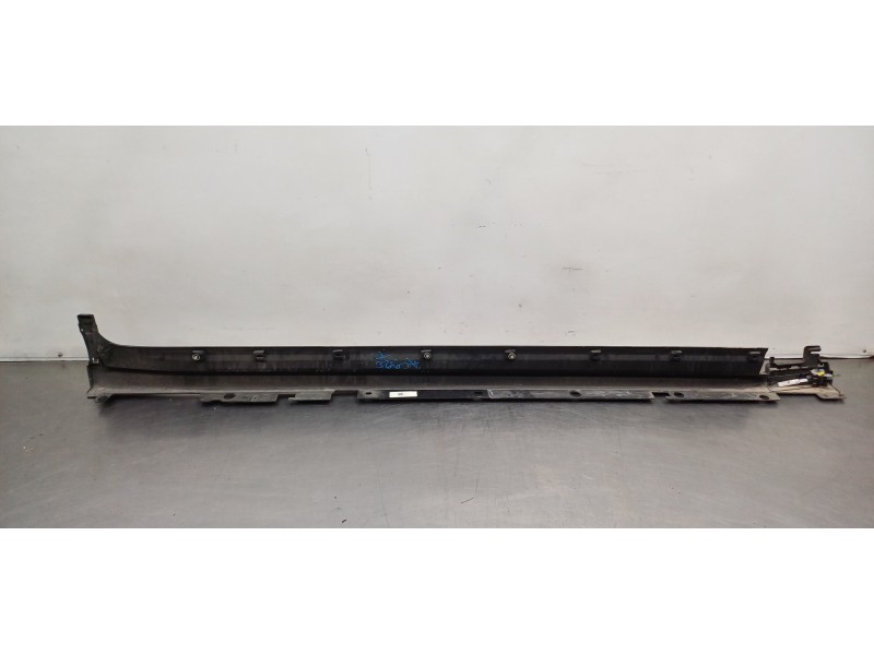Recambio de faldon lateral para bmw serie x3 (g01) xdrive20d referencia OEM IAM 51777400675  