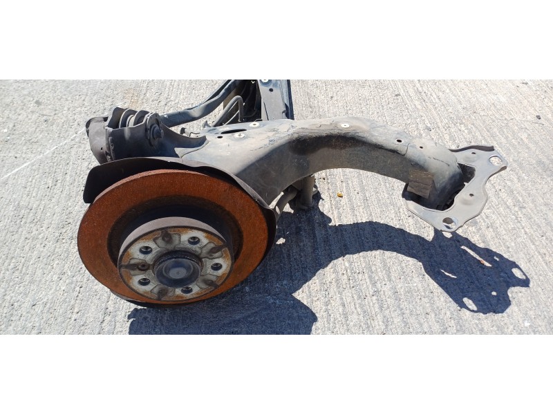 Recambio de puente trasero para bmw serie x1 (f48) sdrive18d referencia OEM IAM 33306851560  