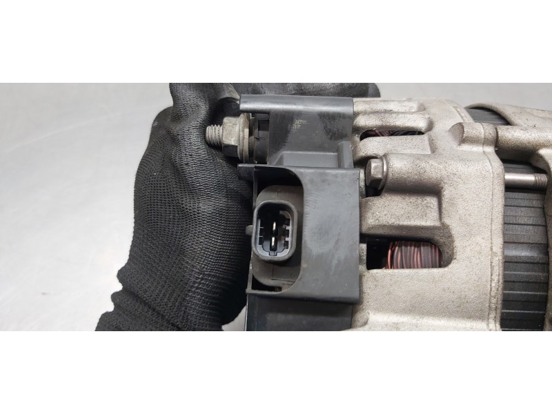 Recambio de alternador para opel mokka selective referencia OEM IAM 13588289 2619573A  Recambio de alternador para opel mokka selective referencia OEM IAM 13588289 2619573A