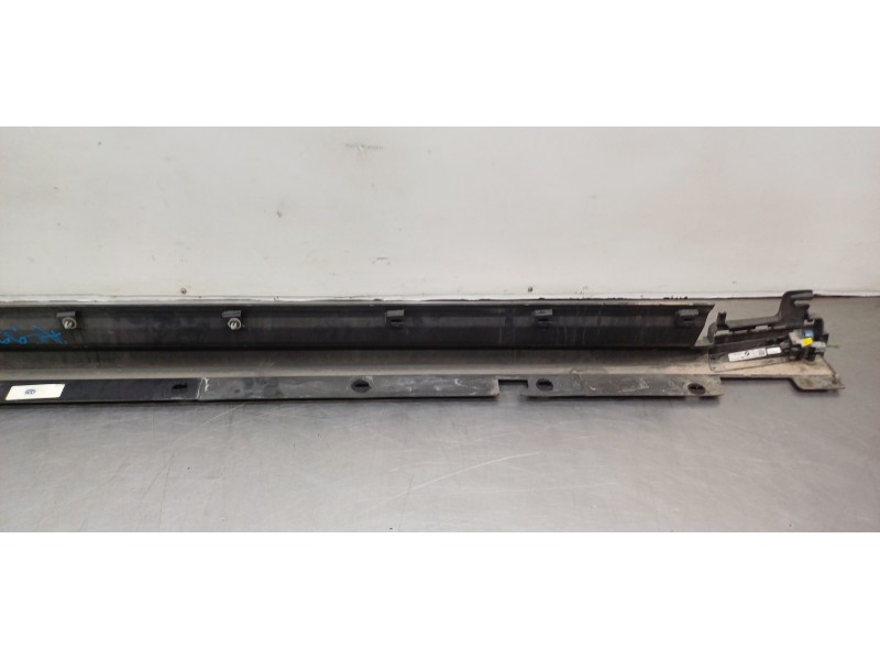 Recambio de faldon lateral para bmw serie x3 (g01) xdrive20d referencia OEM IAM 51777400675  