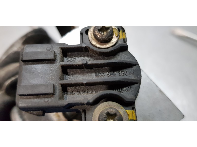 Recambio de caja mariposa para volkswagen vento (1h2) gl referencia OEM IAM 037133061AM   Recambio de caja mariposa para volkswagen vento (1h2) gl referencia OEM IAM 037133061AM