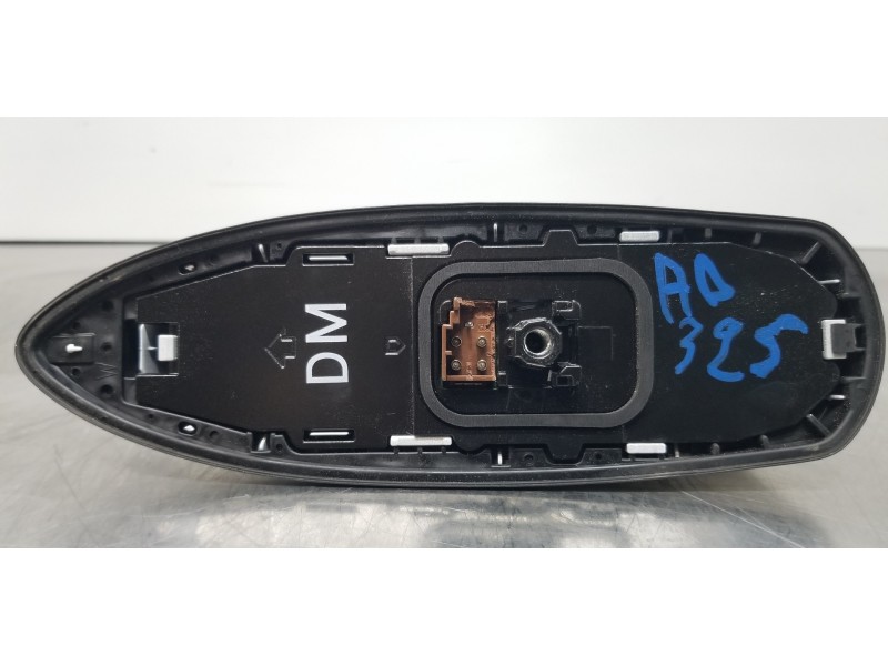 Recambio de antena para toyota corolla touring sports (e21) hybrid active referencia OEM IAM 8676002160  