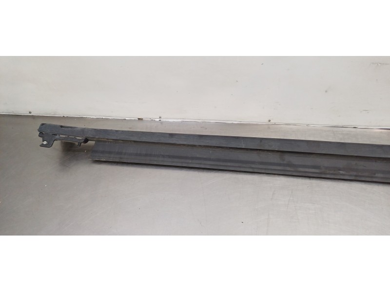 Recambio de faldon lateral para bmw serie x3 (g01) xdrive20d referencia OEM IAM 51777400676  