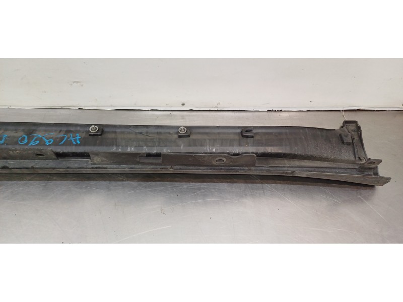 Recambio de faldon lateral para bmw serie x3 (g01) xdrive20d referencia OEM IAM 51777400676  