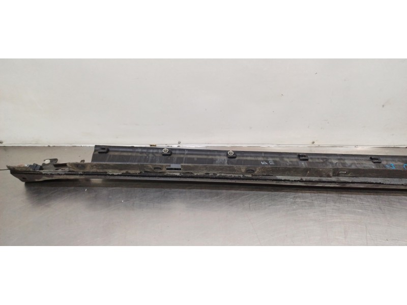 Recambio de faldon lateral para bmw serie x3 (g01) xdrive20d referencia OEM IAM 51777400676  