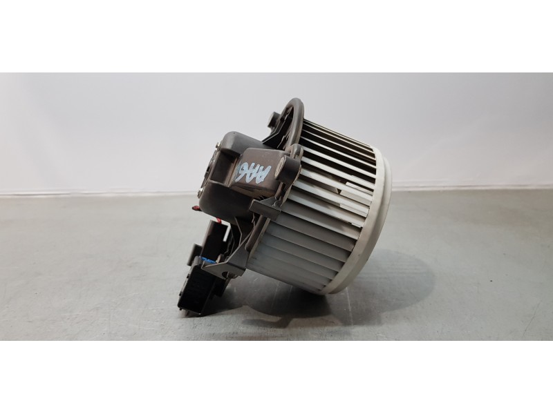 Recambio de motor calefaccion para iveco daily caja cerrada furgón 3.5 t referencia OEM IAM 5S9030100  