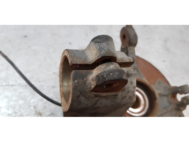 Recambio de mangueta delantera derecha para ford c-max titanium referencia OEM IAM AV613K170   Recambio de mangueta delantera derecha para ford c-max titanium referencia OEM IAM AV613K170