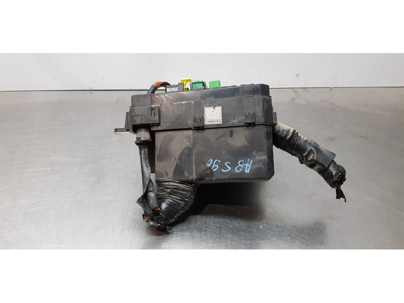 Recambio de caja reles / fusibles para mitsubishi outlander (cw0) challenge 4wd referencia OEM IAM 8565A111   Recambio de caja reles / fusibles para mitsubishi outlander (cw0) challenge 4wd referencia OEM IAM 8565A111