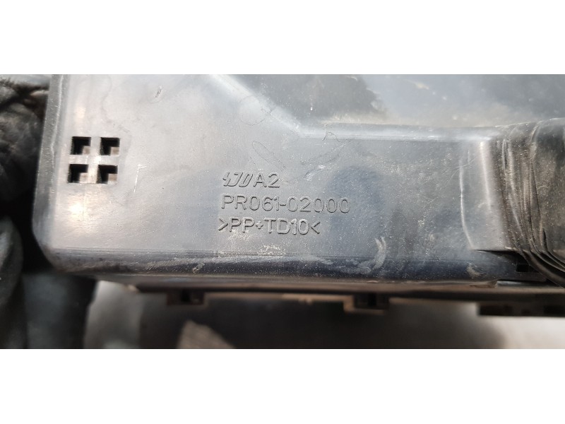 Recambio de caja reles / fusibles para mitsubishi outlander (cw0) challenge 4wd referencia OEM IAM 8565A111   Recambio de caja reles / fusibles para mitsubishi outlander (cw0) challenge 4wd referencia OEM IAM 8565A111