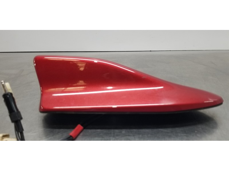 Recambio de antena para mitsubishi outlander (gf0) phev kaiteki 4wd referencia OEM IAM 8723A422  