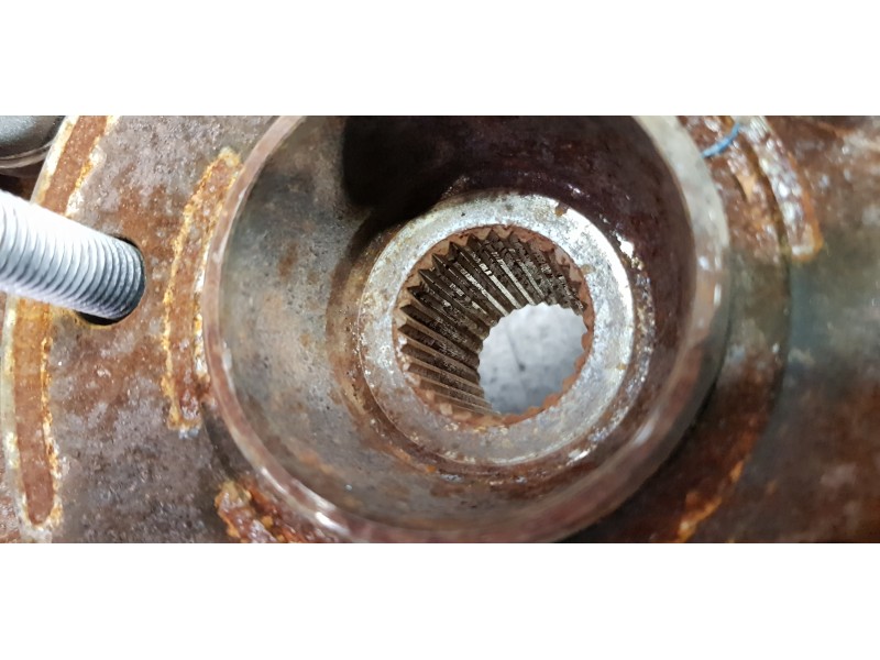 Recambio de mangueta delantera izquierda para ford c-max titanium referencia OEM IAM AV613K171  