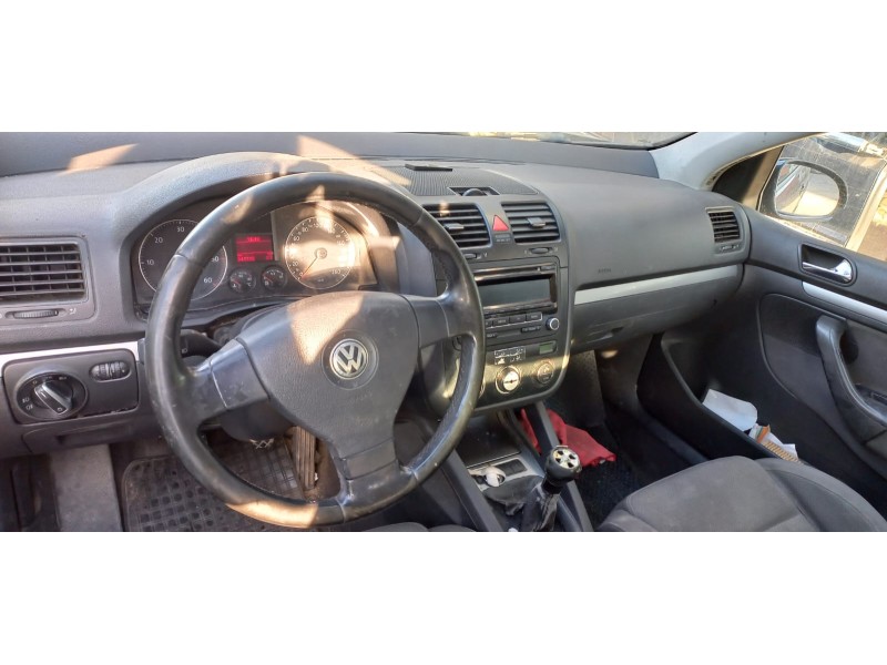 volkswagen golf v berlina (1k1) del año 2004 volkswagen golf v berlina (1k1) del año 2004