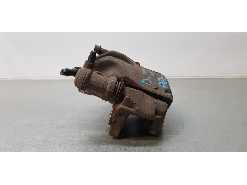 Recambio de pinza freno delantera izquierda para iveco daily caja cerrada furgón 3.5 t referencia OEM IAM 504354333   Recambio de pinza freno delantera izquierda para iveco daily caja cerrada furgón 3.5 t referencia OEM IAM 504354333
