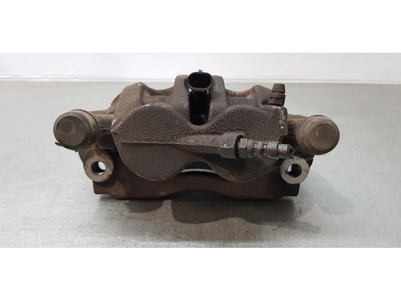 Recambio de pinza freno delantera izquierda para iveco daily caja cerrada furgón 3.5 t referencia OEM IAM 504354333   Recambio de pinza freno delantera izquierda para iveco daily caja cerrada furgón 3.5 t referencia OEM IAM 504354333