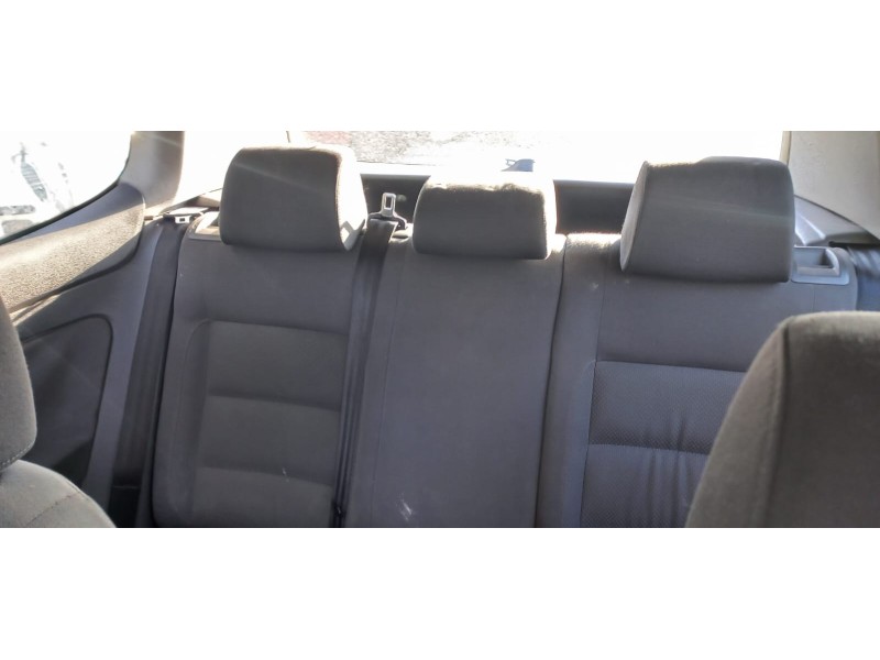 volkswagen golf v berlina (1k1) del año 2004 volkswagen golf v berlina (1k1) del año 2004