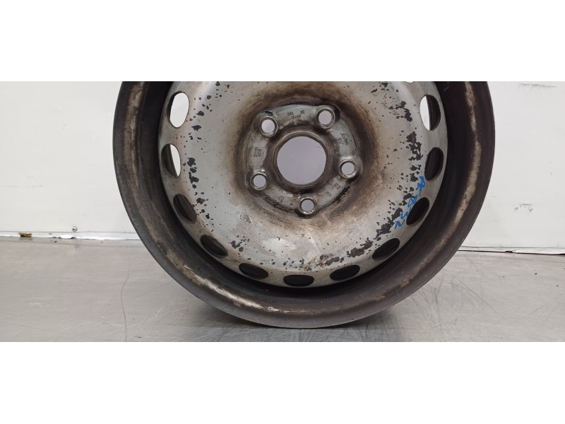 Recambio de llanta para volkswagen caddy ka/kb (2c) kasten bluemotion referencia OEM IAM 2K0601027B  