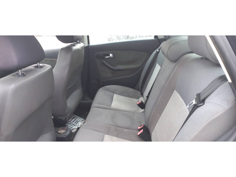 seat cordoba berlina (6l2) del año 2004