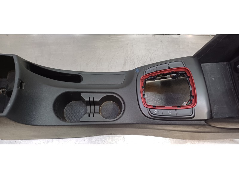 Recambio de apoyabrazos central para hyundai kona klass 2wd referencia OEM IAM 84660J9000TRY 84611J9000TRY 