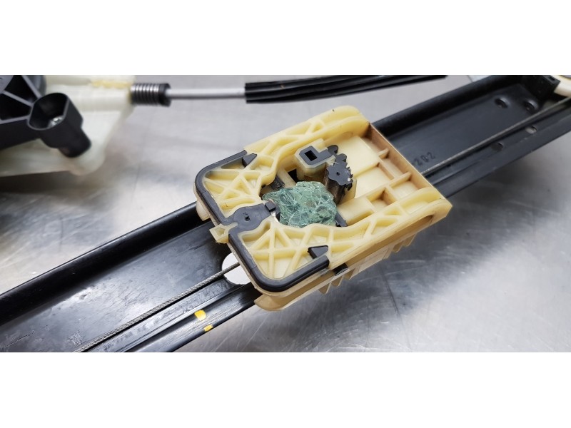 Recambio de elevalunas delantero izquierdo para seat leon sportstourer (kl8) xcellence referencia OEM IAM 5FA837461B 5Q0959801C 