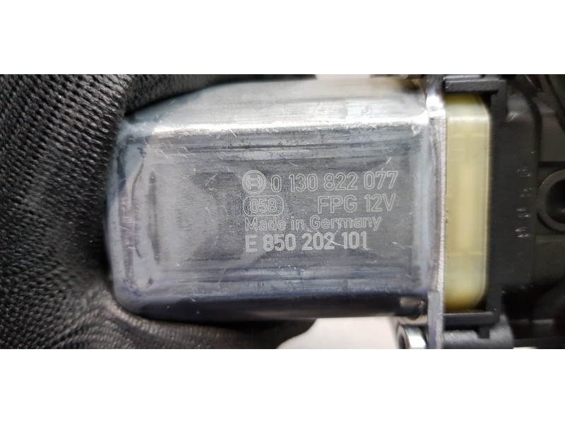 Recambio de elevalunas delantero izquierdo para seat leon sportstourer (kl8) xcellence referencia OEM IAM 5FA837461B 5Q0959801C 