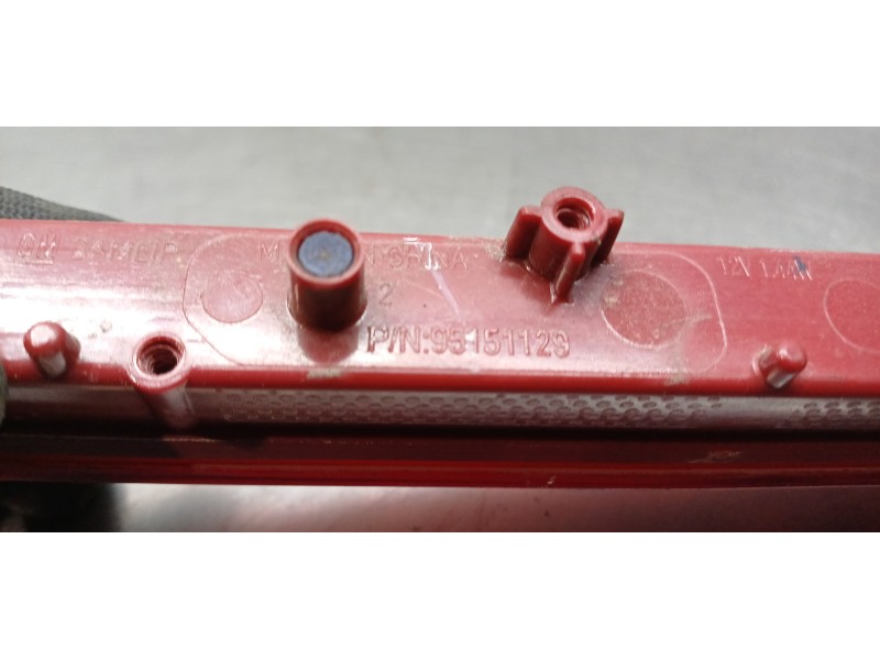 Recambio de luz central de freno para opel mokka selective referencia OEM IAM 95151129   Recambio de luz central de freno para opel mokka selective referencia OEM IAM 95151129